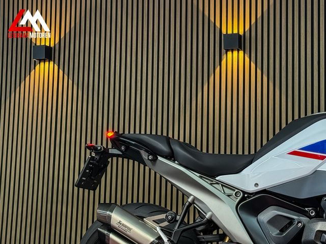 bmw - r-1300-rs