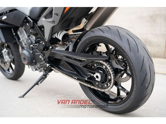 ktm - 790-duke