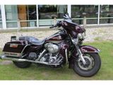 HARLEY-DAVIDSON ROAD KING FLHR