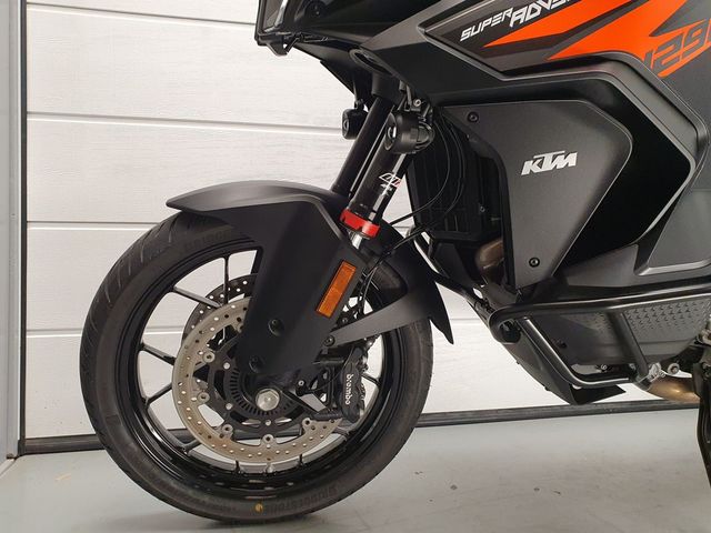 ktm - 1290-super-adventure-s