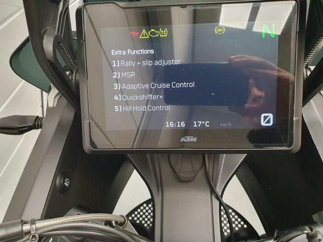 ktm - 1290-super-adventure-s