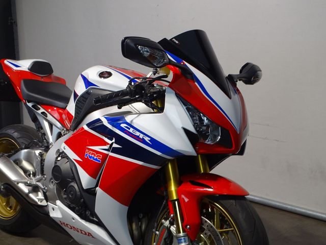 honda - cbr-1000-rr-fireblade-sp