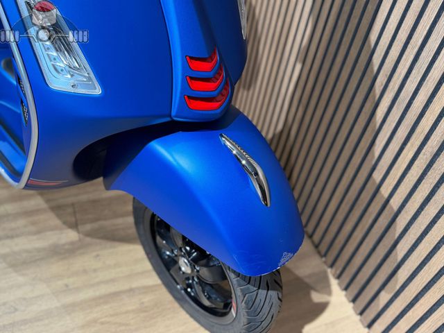 vespa - gts-300-super-sport