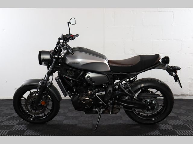 yamaha - xsr-700-abs