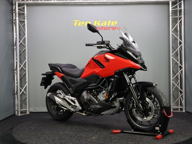 honda - nc-750-x-dct