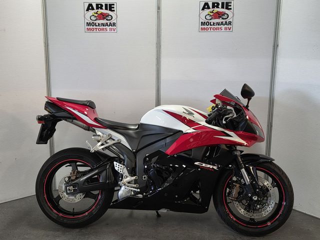 honda - cbr-600-rr
