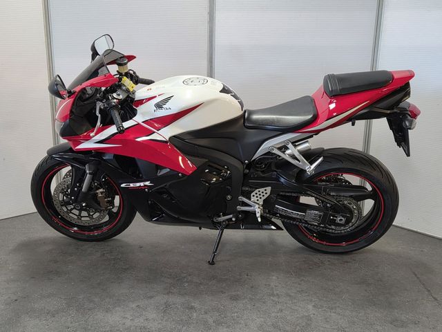 honda - cbr-600-rr