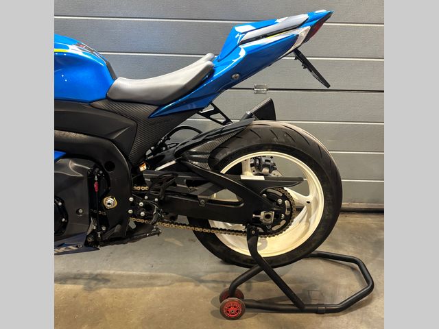 suzuki - gsx-r-1000-abs-gp-limited-edition