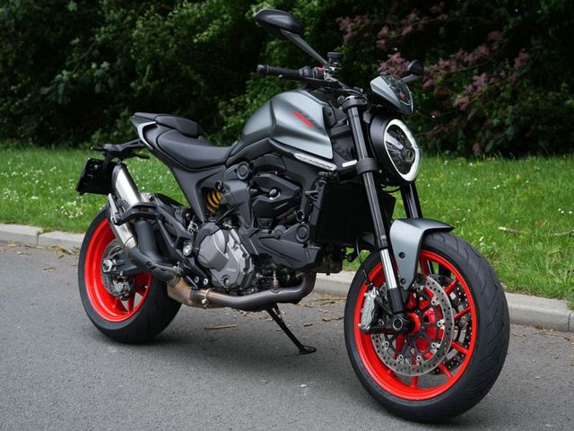 ducati - monster-plus
