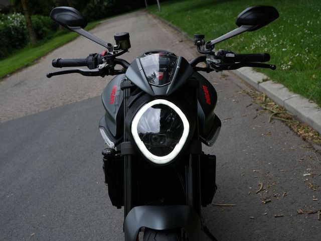 ducati - monster-plus