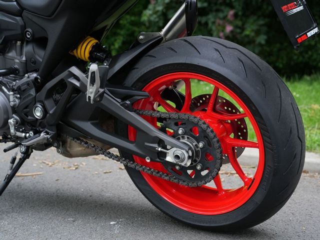 ducati - monster-plus