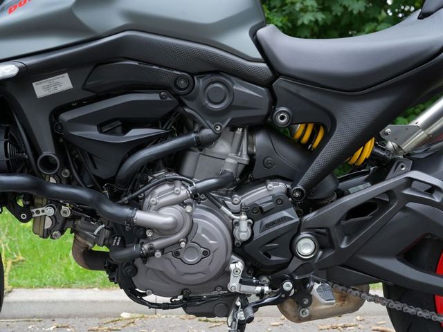 ducati - monster-plus