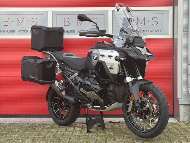 bmw - r-1300-gs-adventure-triple-black