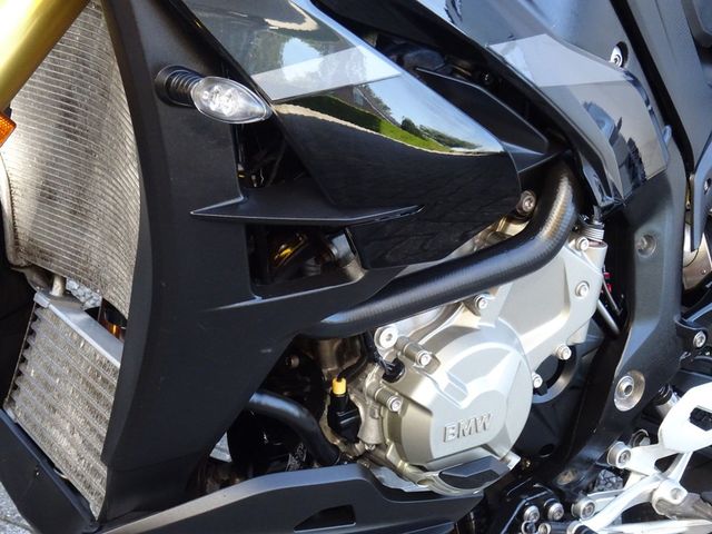 bmw - s-1000-xr