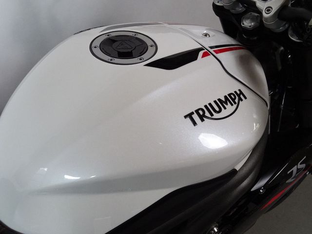 triumph - speed-triple-rs