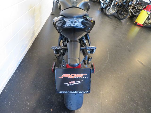 kawasaki - z650-abs
