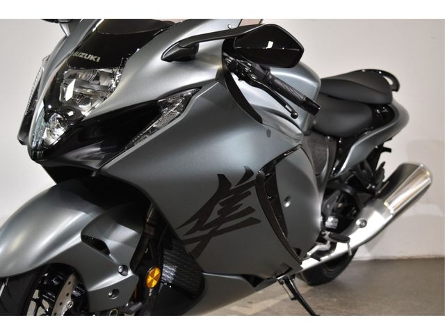 suzuki - gsx-r-1300-hayabusa