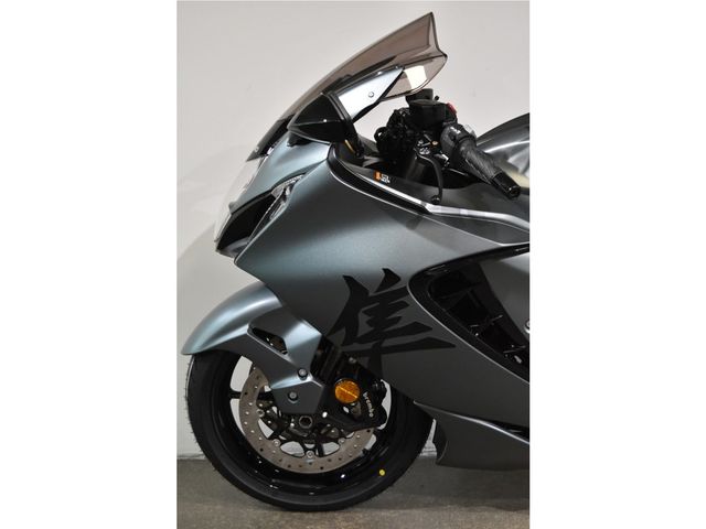 suzuki - gsx-r-1300-hayabusa