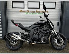 Benelli 502 C 2026 nieuw
