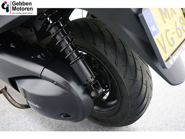 honda - fjs-400-silverwing