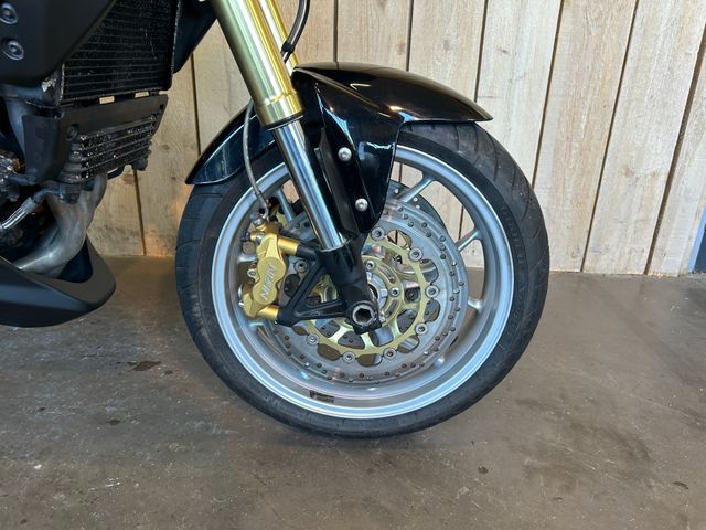 triumph - tiger-1050
