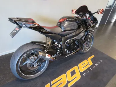 SUZUKI GSX-R 600 – foto 3