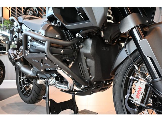 bmw - r-1300-gs-adventure-triple-black
