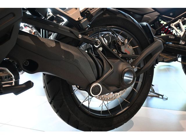 bmw - r-1300-gs-adventure-triple-black
