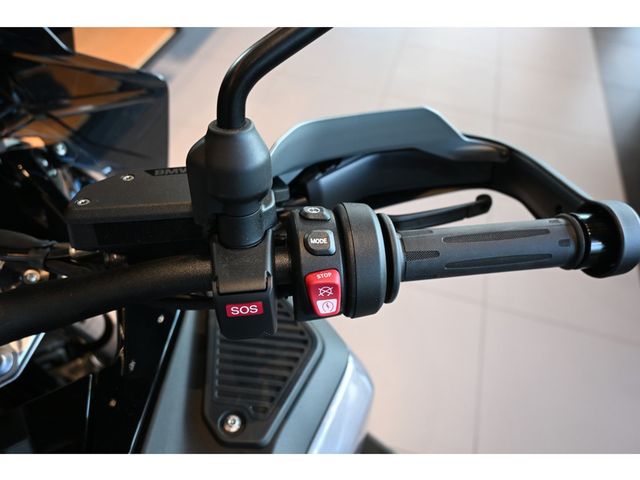 bmw - r-1300-gs-adventure-triple-black