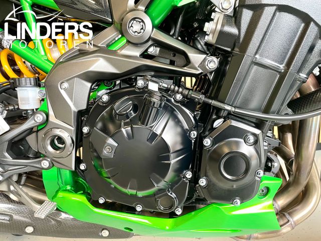 kawasaki - z900-se-performance