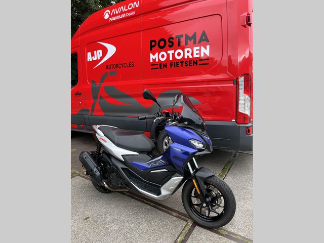 aprilia - sr-gt-200