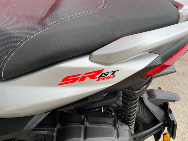 aprilia - sr-gt-200
