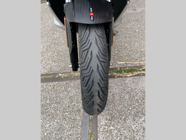 aprilia - sr-gt-200