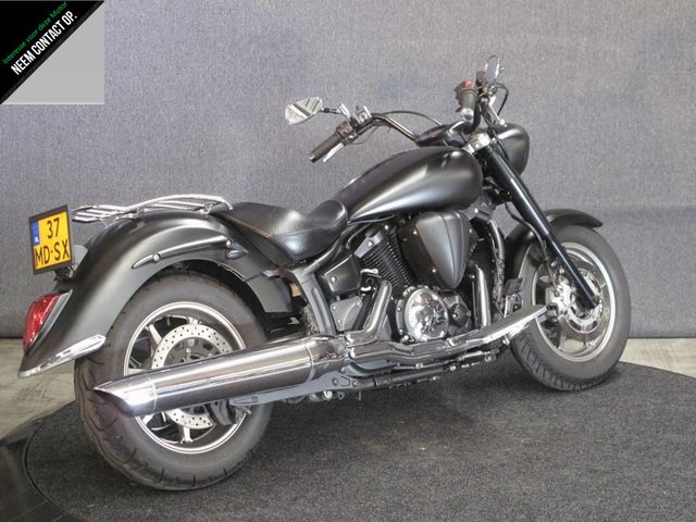 yamaha - xvs-1300-a-midnight-star