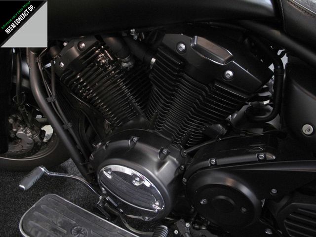 yamaha - xvs-1300-a-midnight-star