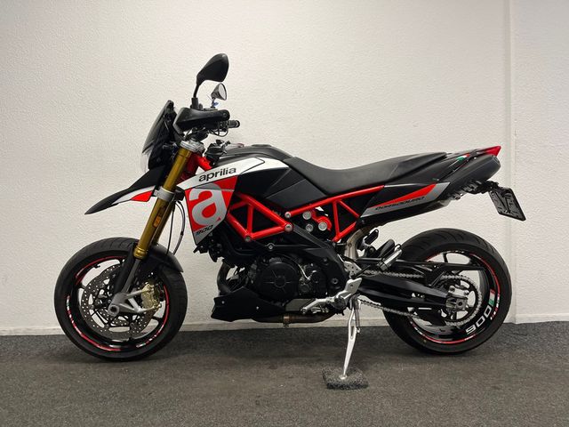 aprilia - dorsoduro-900