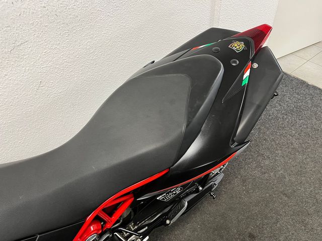 aprilia - dorsoduro-900