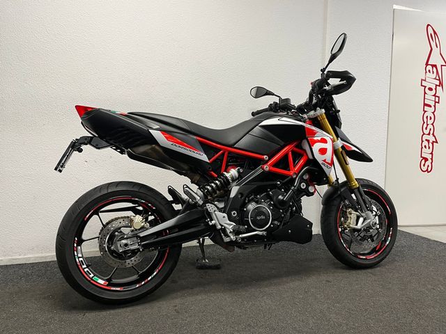 aprilia - dorsoduro-900