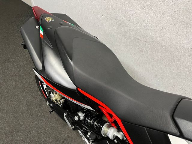 aprilia - dorsoduro-900