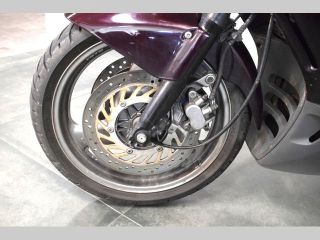 honda - st-1100-pan-european-abs-tcs