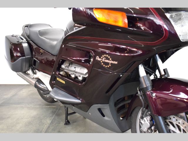 honda - st-1100-pan-european-abs-tcs