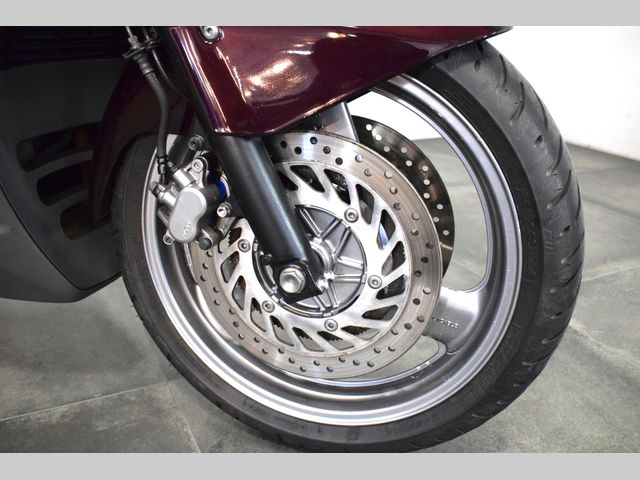 honda - st-1100-pan-european-abs-tcs