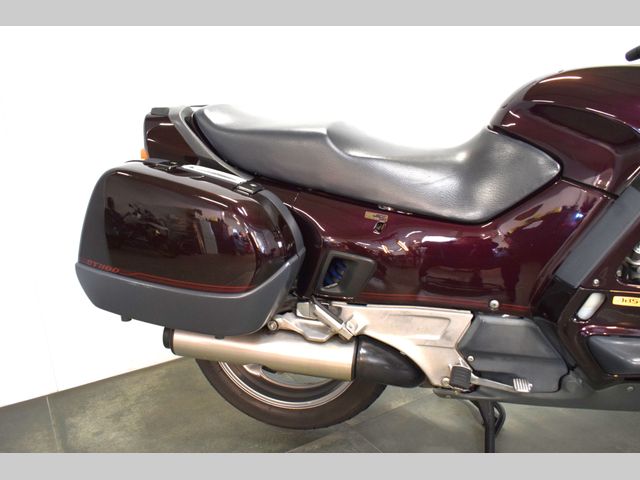 honda - st-1100-pan-european-abs-tcs