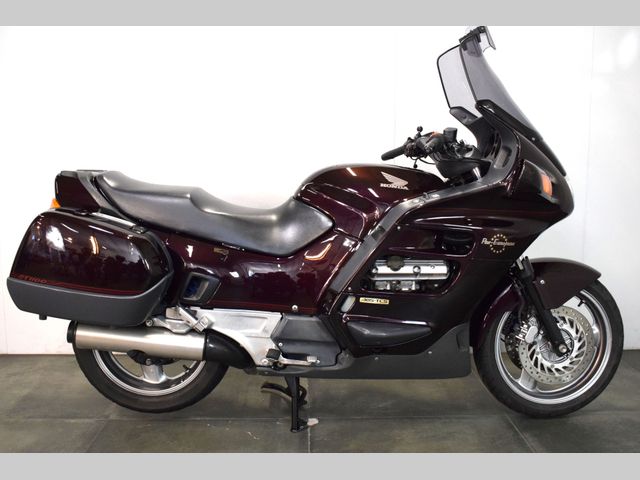 honda - st-1100-pan-european-abs-tcs