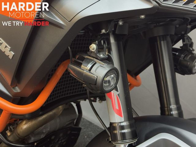 ktm - 1290-super-adventure-s