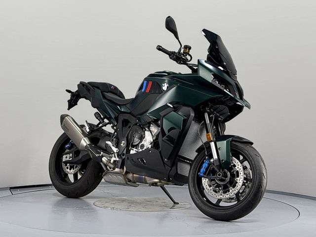 bmw - m-1000-xr