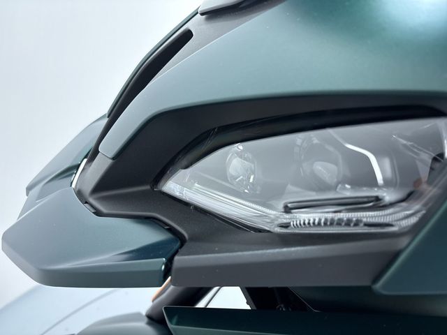 bmw - m-1000-xr