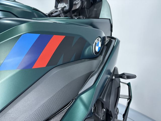 bmw - m-1000-xr