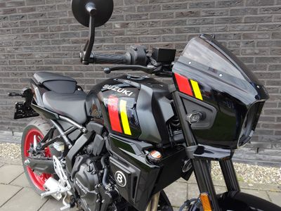 SUZUKI GSX-8TT – foto 4