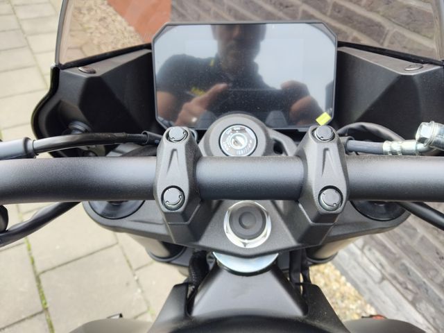 suzuki - gsx-8tt